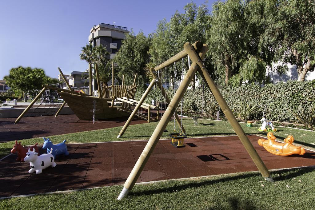 Hotel Eden Alba Adriatica Luaran gambar