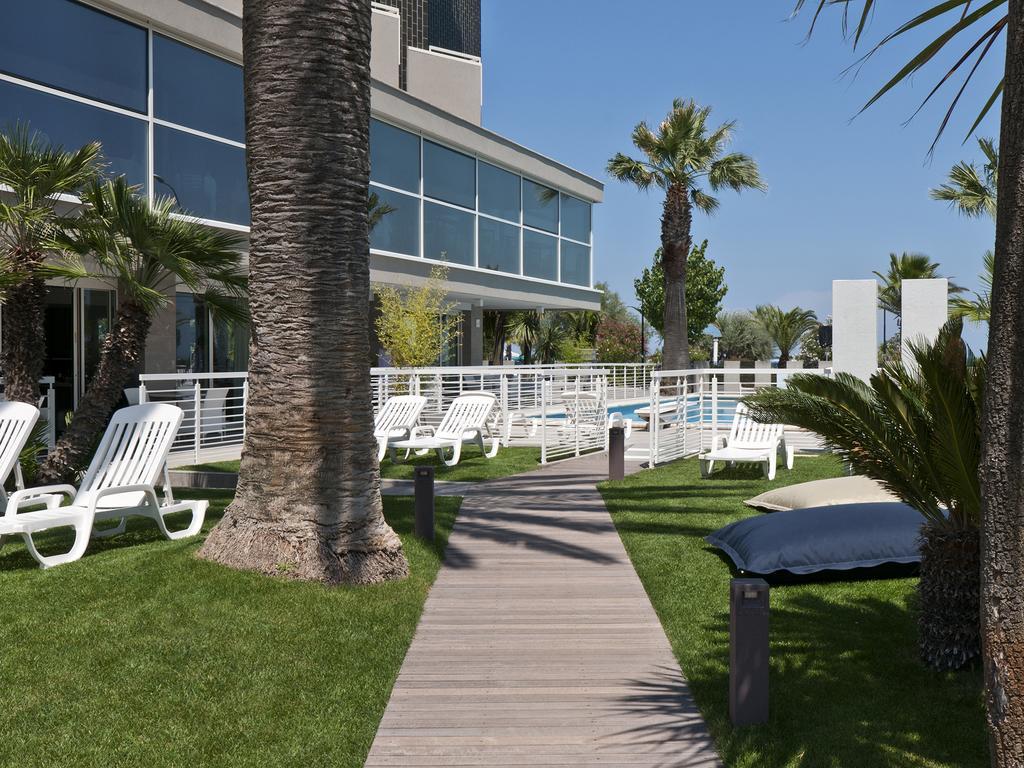 Hotel Eden Alba Adriatica Luaran gambar