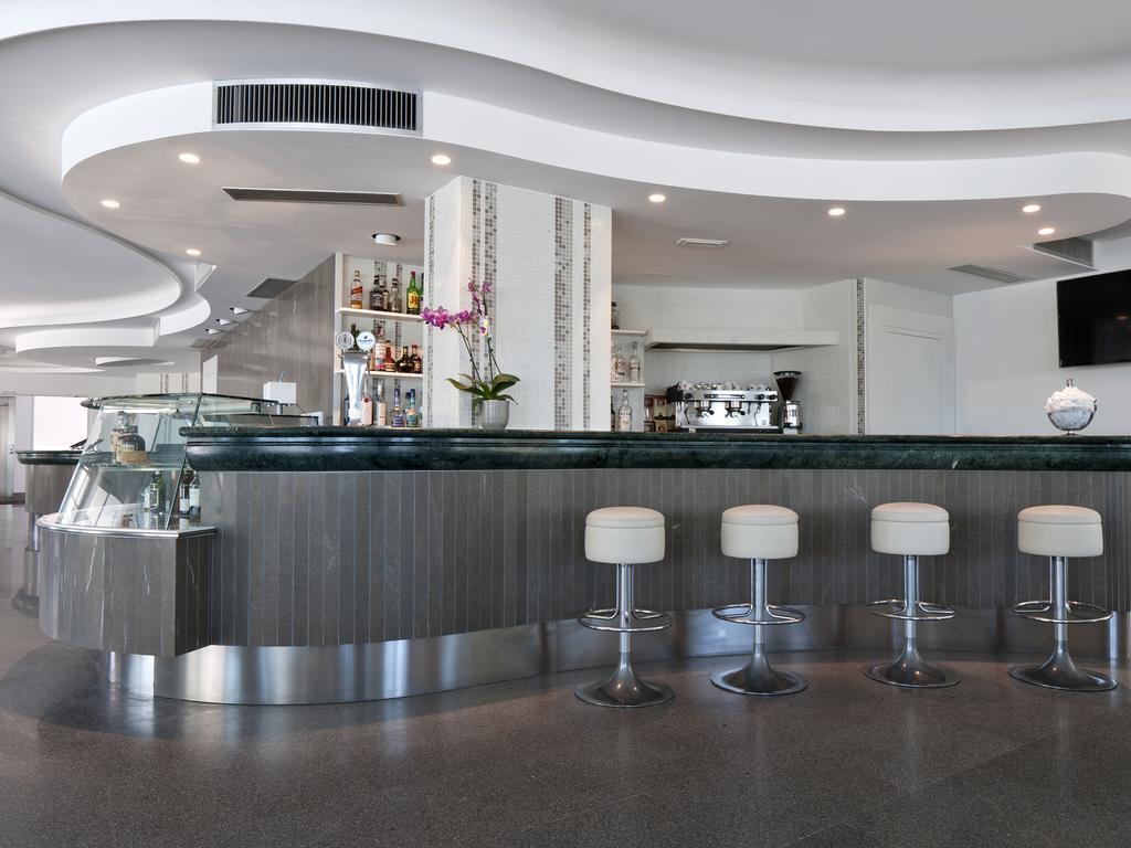 Hotel Eden Alba Adriatica Luaran gambar